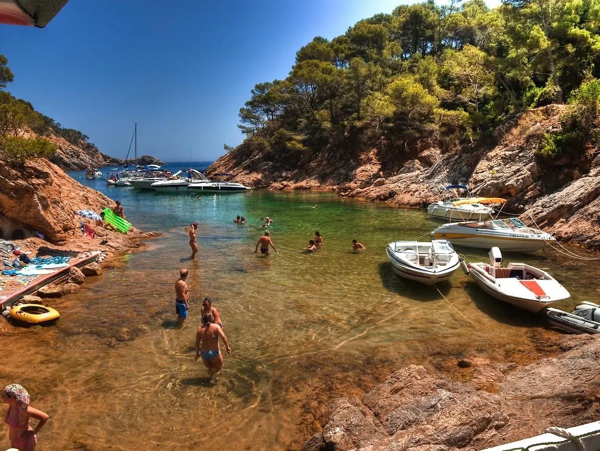 Lets Holidays Terrace Apartment Tossa de Mar