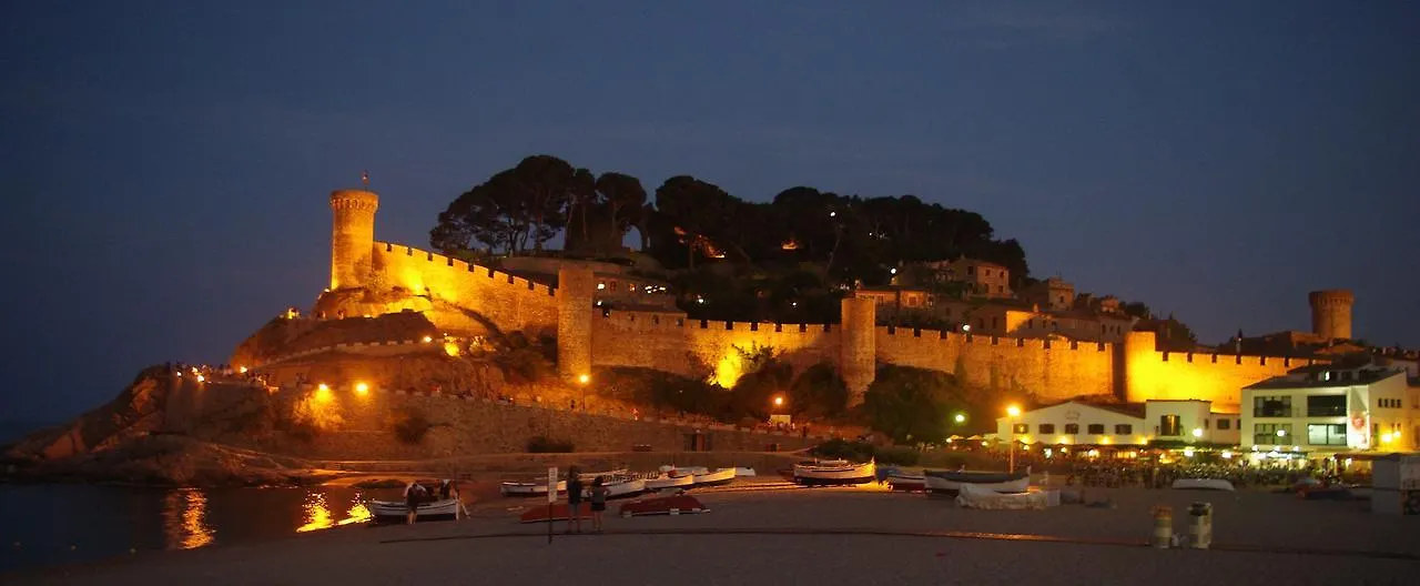 Lets Holidays Terrace Apartment Tossa de Mar